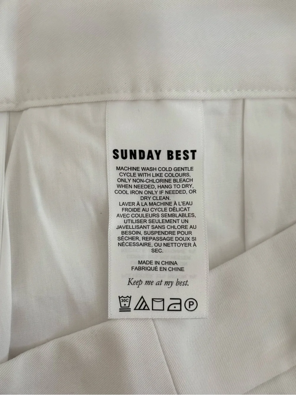 Aritzia. Sun-deh White Pleated Mini Tennis Skirt. US 4 size, true to size. New.